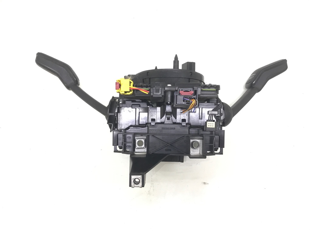 Переключатель подрулевой (стрекоза) бу для Volkswagen Passat B8 1.6 TDi,  2016 г.