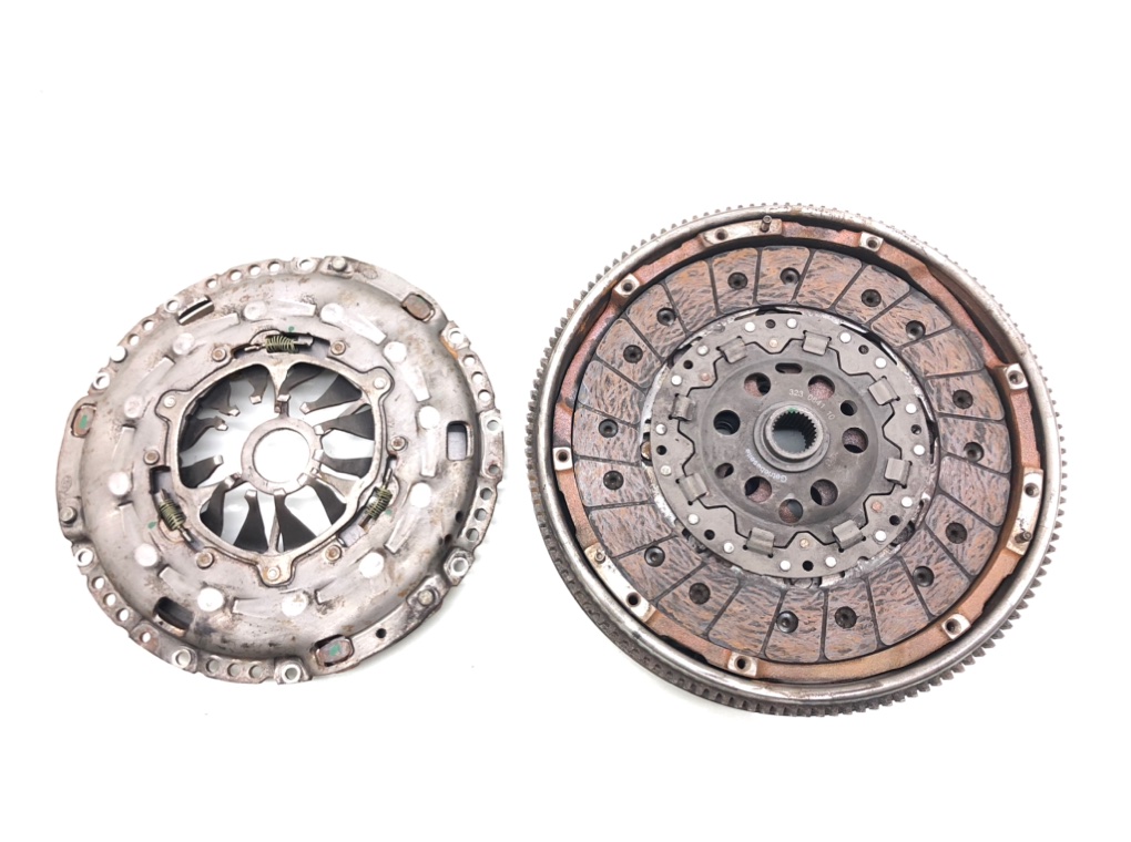 Маховик бу для Volkswagen Caddy  1.9 TDi,  2007 г.