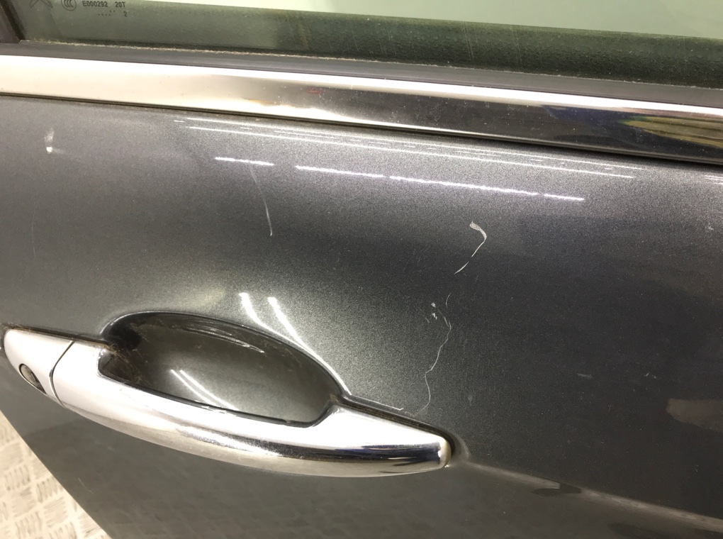 Дверь передняя правая бу для Citroen C3 2 1.6 HDi, 2012 г. Дверь передняя правая бу для Citroen C3 1.6 HDi, 2012 г.