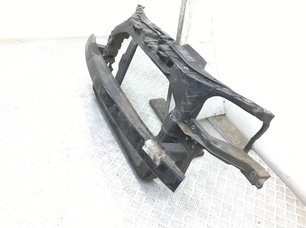 Панель передняя (телевизор) бу для Seat Ibiza 3 1.2 i,  2006 г.