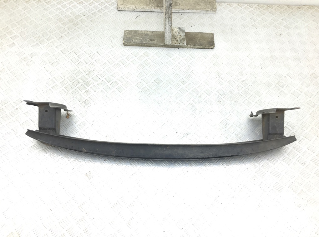 Усилитель бампера переднего бу для Volkswagen Touran  1.9 TDi,  2005 г.