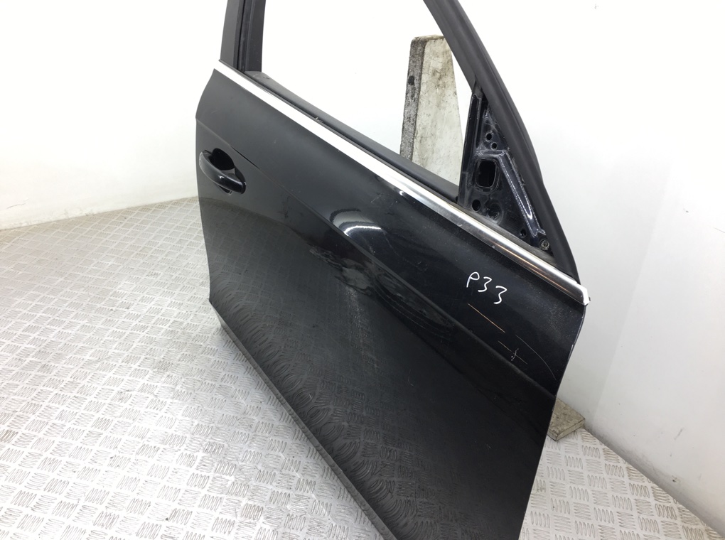 Дверь передняя правая бу для Audi A4 B8 2.0 TDi,  2009 г.