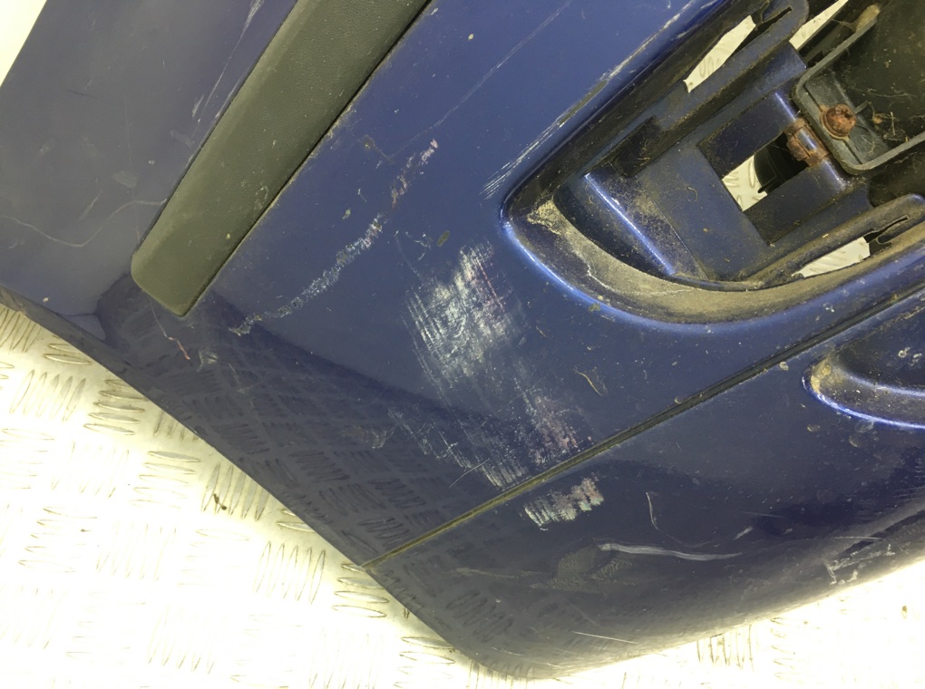 Бампер передний бу для Seat Leon  1.6 i,  2003 г.