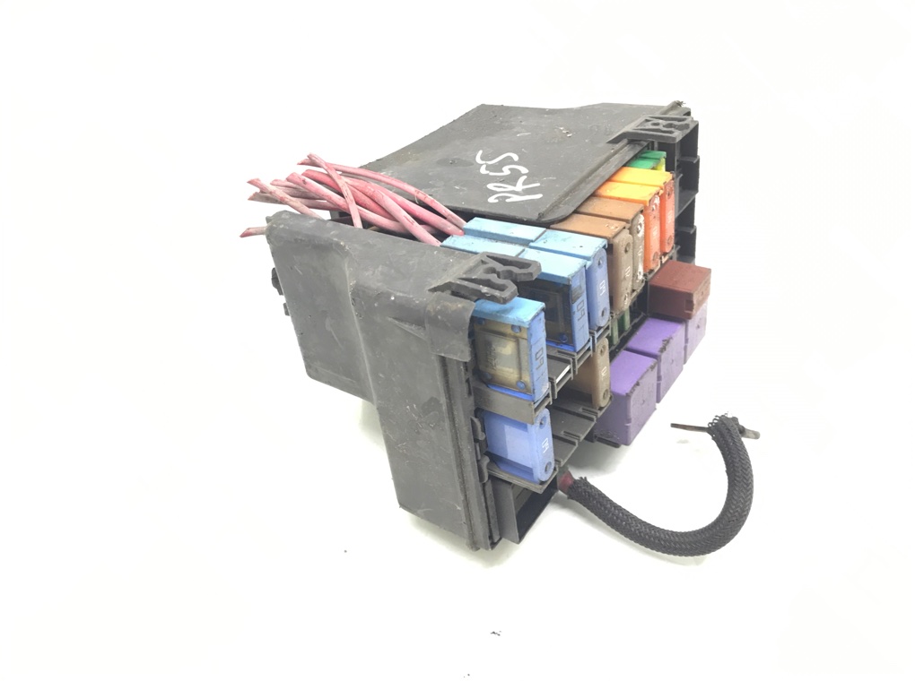 Блок предохранителей бу для Renault Espace  2.0 DCi,  2009 г.