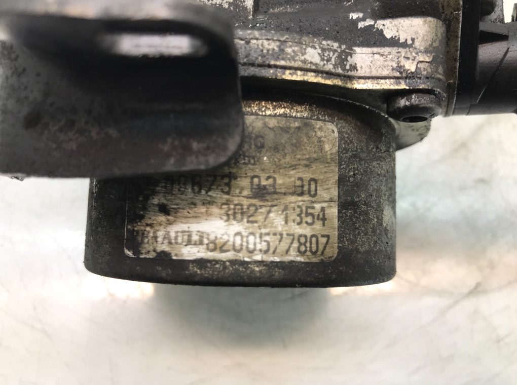 Насос вакуумный бу для Nissan Qashqai  1.5 DCi,  2007 г.