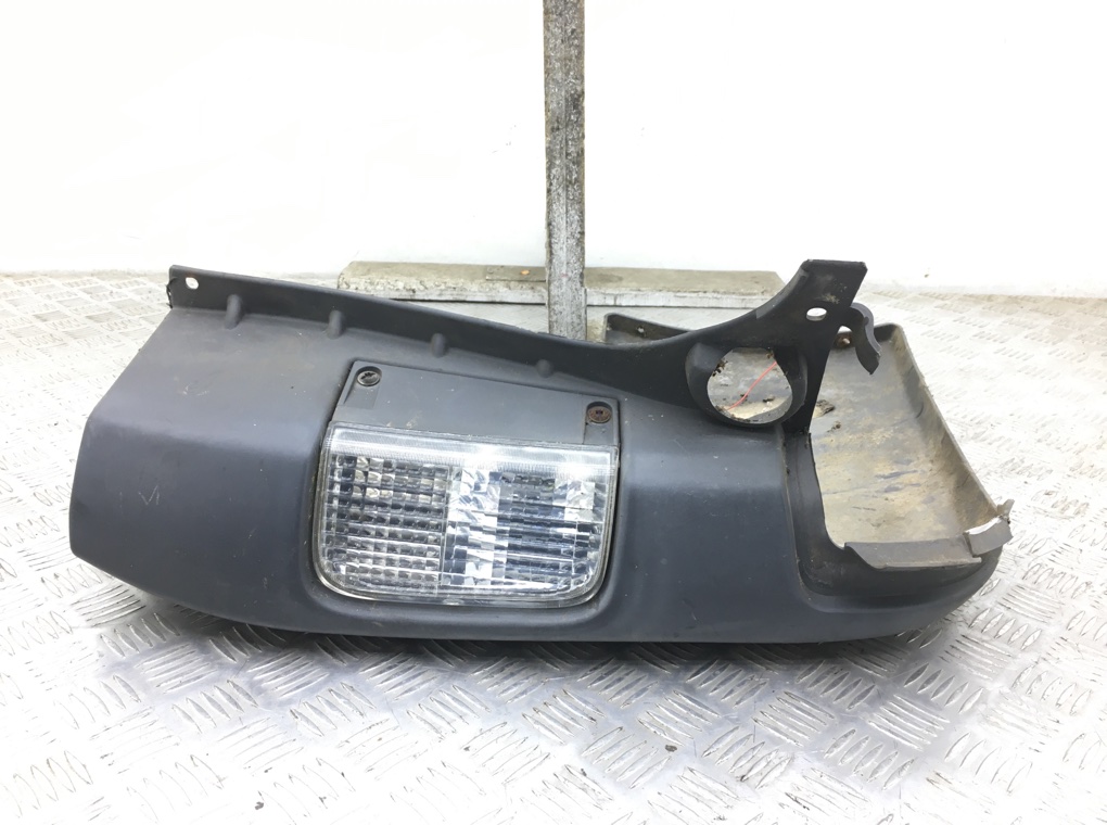 Клык бампера задний левый бу для Nissan Primastar  1.9 CDTi,  2006 г.