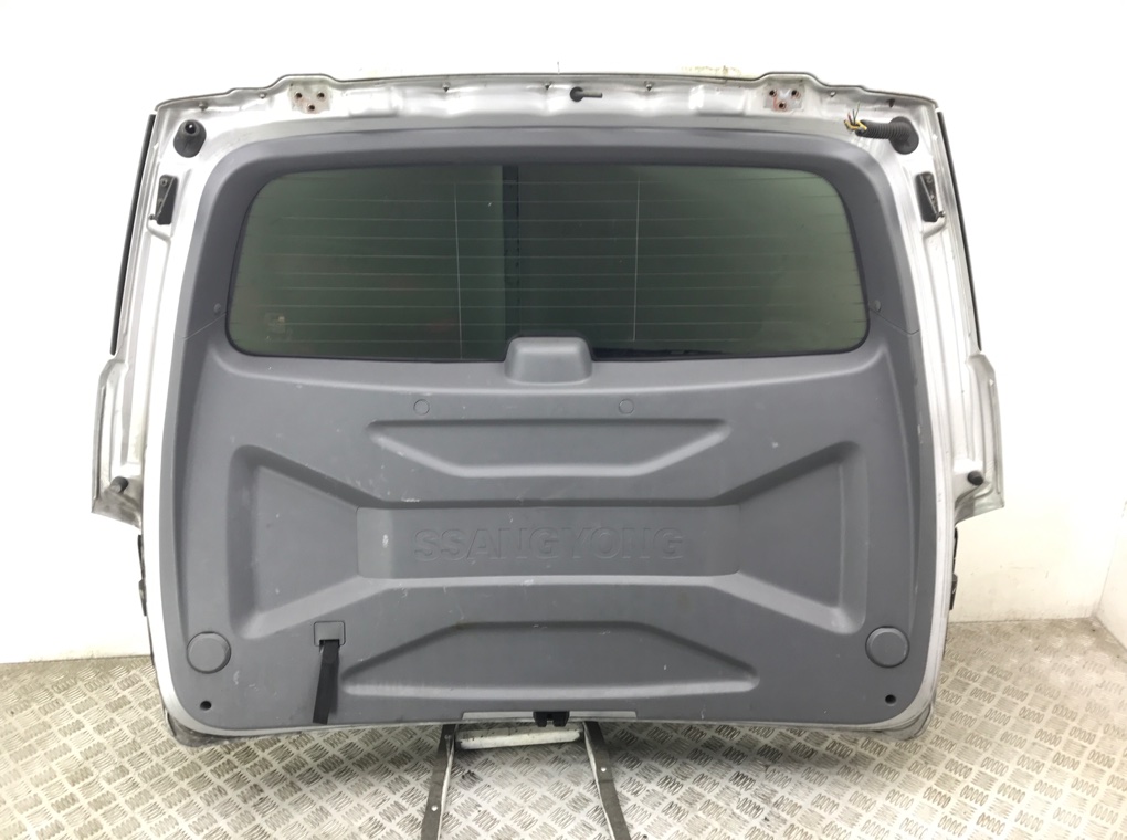 Крышка багажника бу для SsangYong Rodius  2.7 XDI,  2013 г.