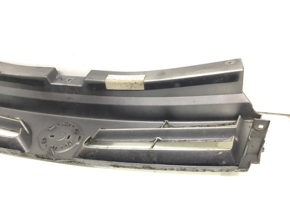 Решетка радиатора бу для Nissan Primastar 1.9 CDTi, 2006 г. Решетка радиатора бу для Nissan Primastar 1.9 CDTi, 2006 г.