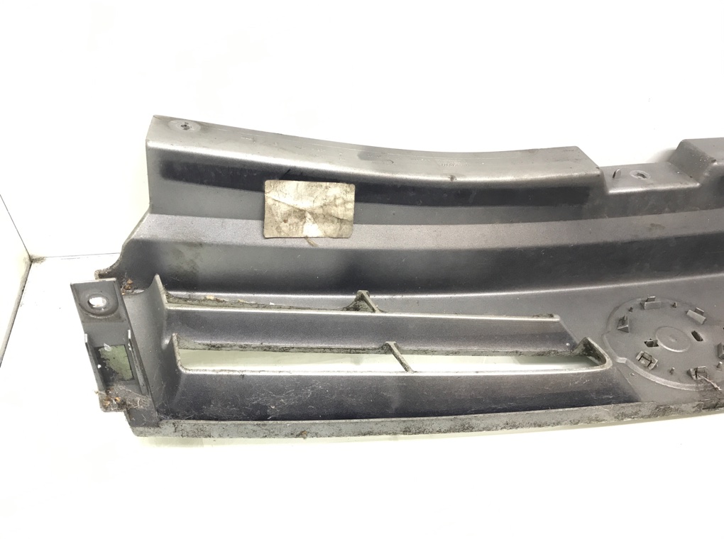 Решетка радиатора бу для Nissan Primastar 1.9 CDTi, 2006 г. Решетка радиатора бу для Nissan Primastar 1.9 CDTi, 2006 г.