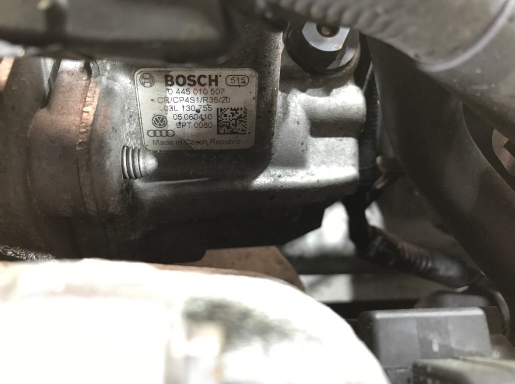 Двигатель (ДВС)  бу для Volkswagen Scirocco  2.0 TDi,  2010 г.