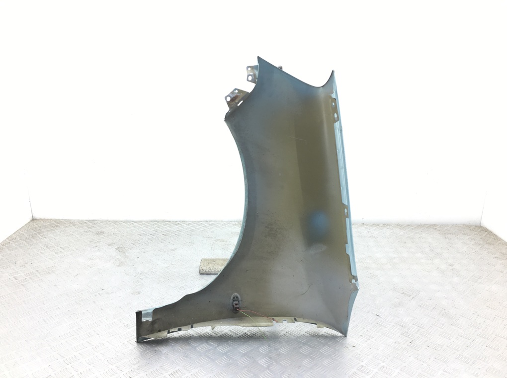 Крыло переднее правое бу для Citroen Berlingo 1 1.6 i,  2006 г.
