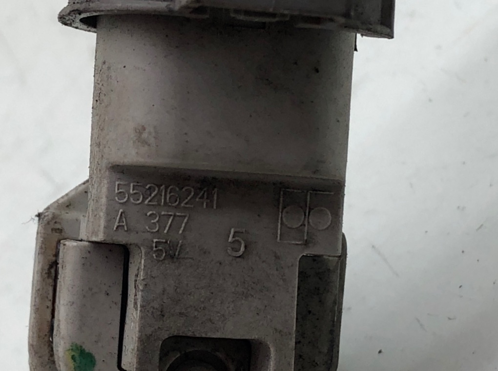 Датчик распредвала бу для Opel Astra J 1.3 CDTi,  2010 г.