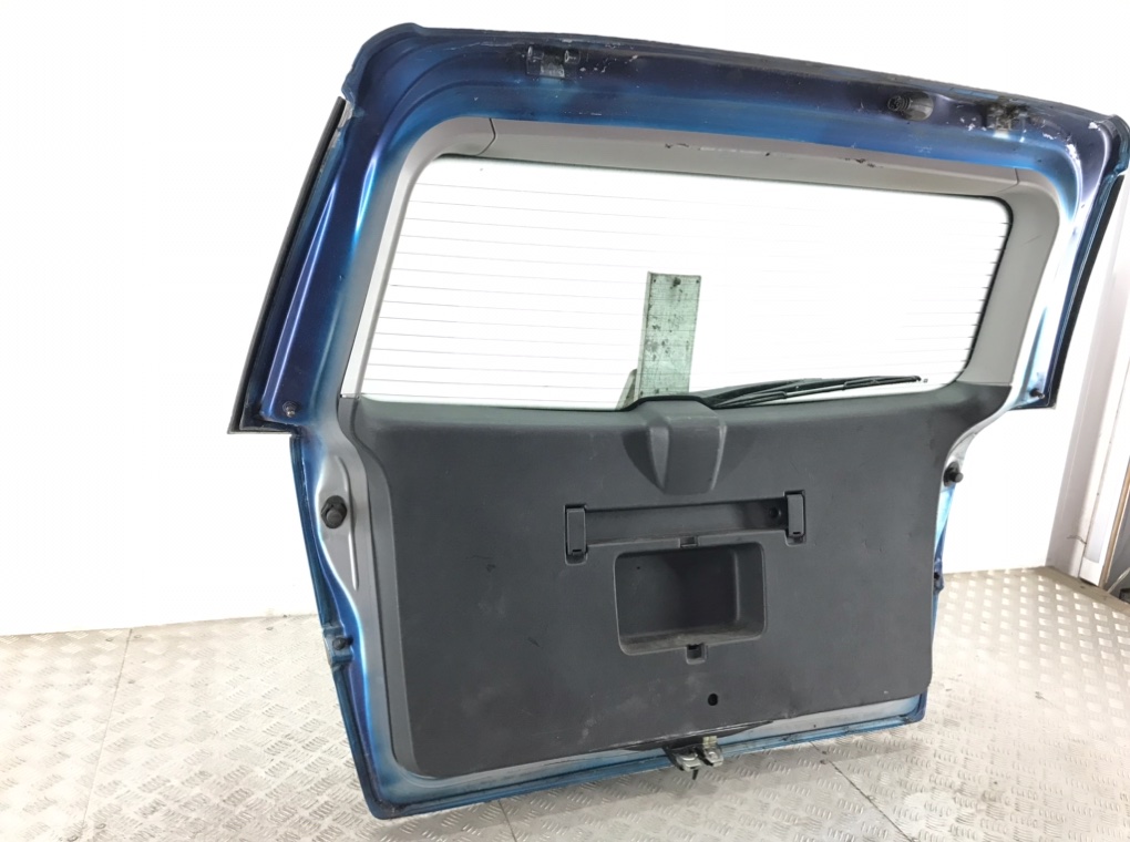 Крышка багажника бу для Opel Zafira B 1.9 CDTi,  2007 г.