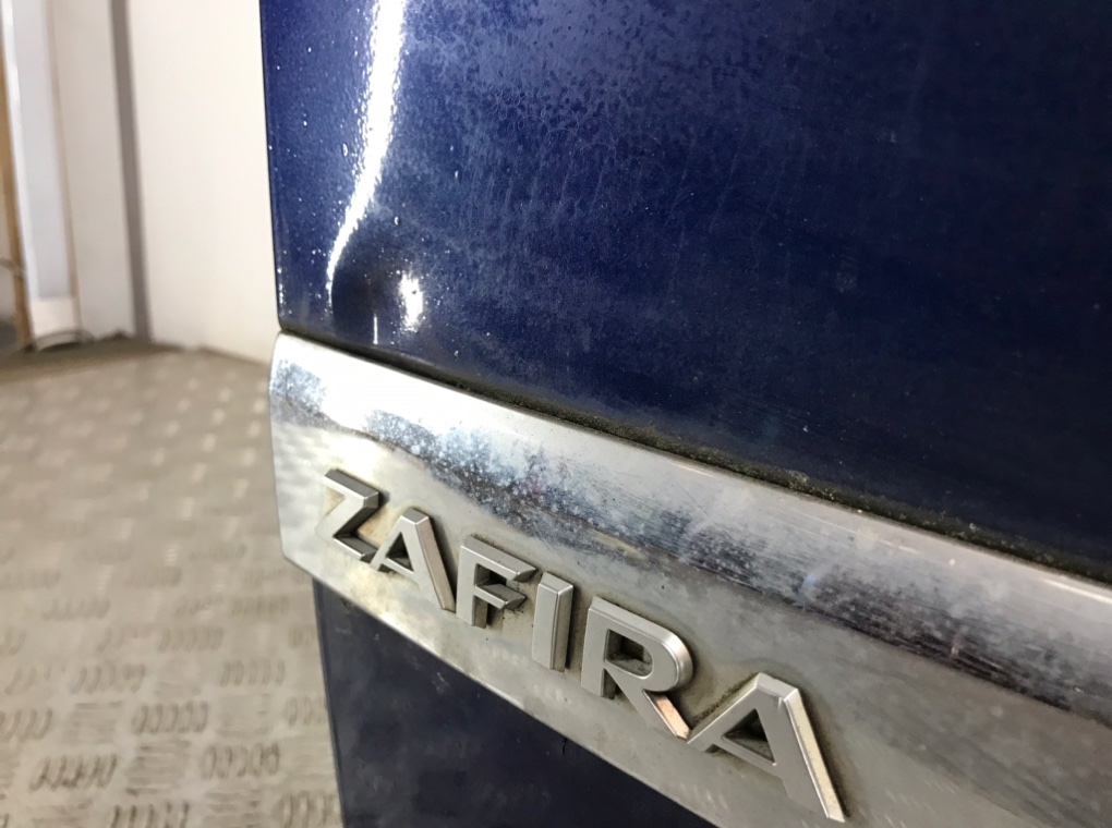 Крышка багажника бу для Opel Zafira B 1.9 CDTi,  2007 г.