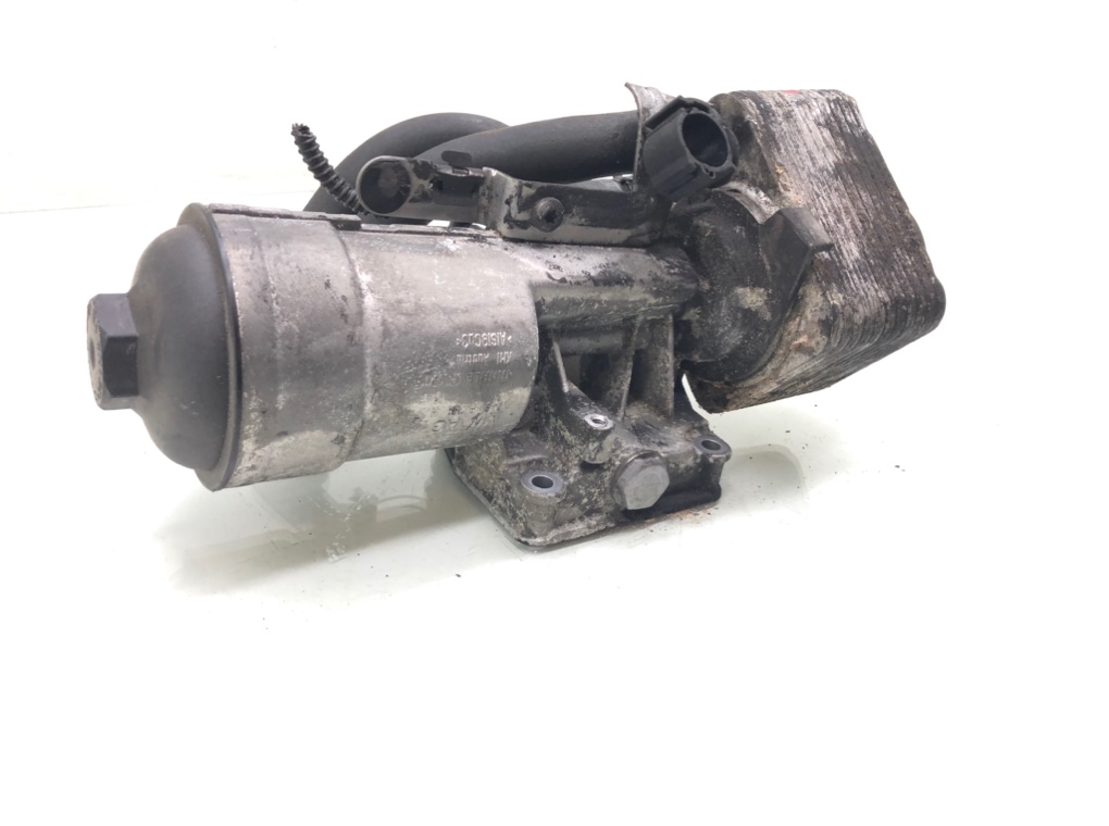 Корпус масляного фильтра бу для Volkswagen Passat B6 2.0 TDi,  2008 г.