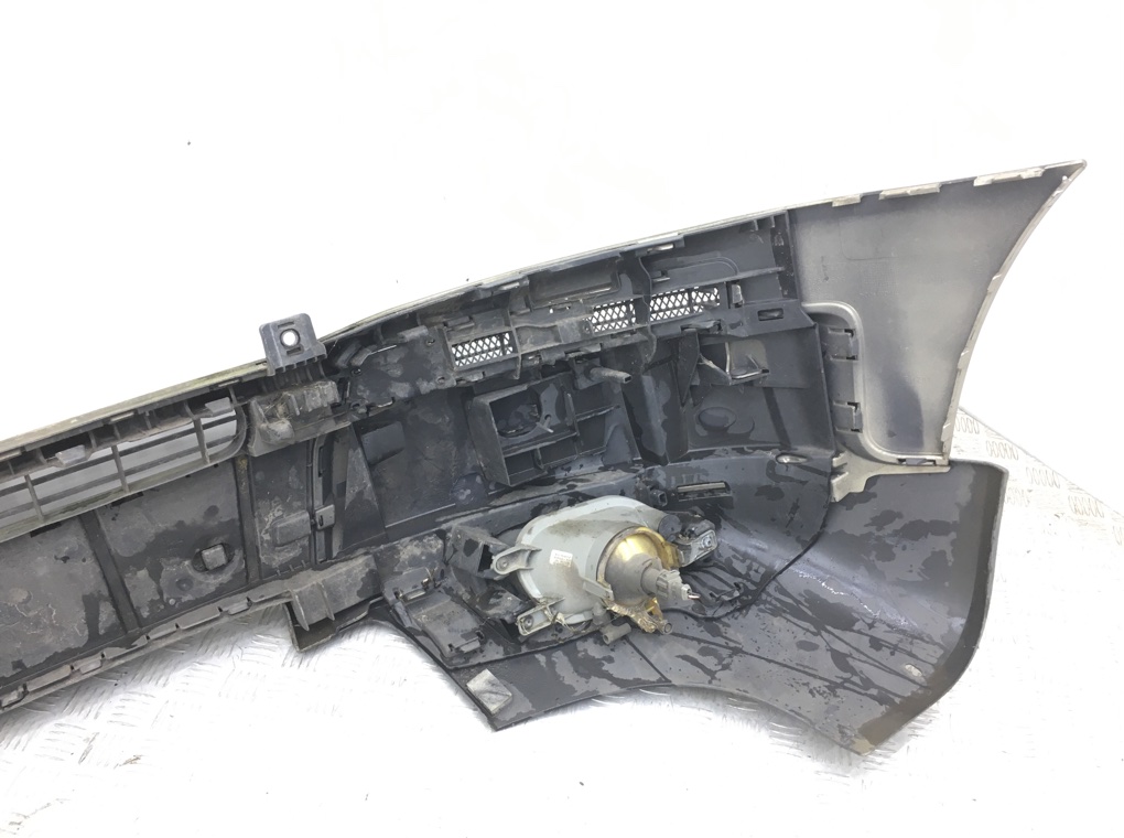 Бампер передний бу для Volvo XC90  2.4 D5,  2004 г.