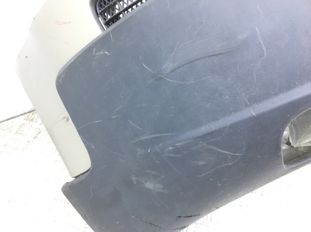 Бампер передний бу для Volvo XC90  2.4 D5,  2004 г.