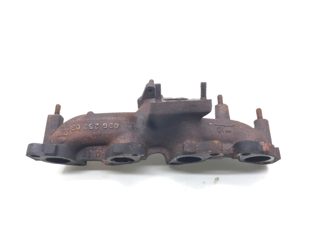 Коллектор выпускной бу для Audi A4 B7 2.0 TDi, 2006 г.