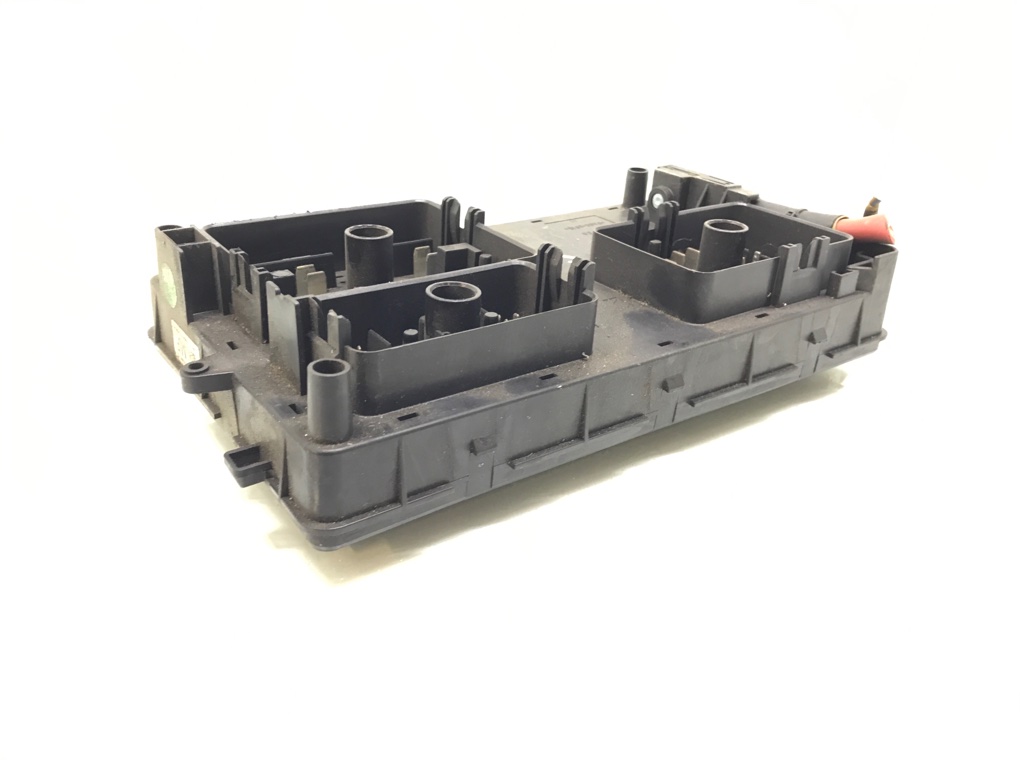 Блок предохранителей бу для Opel Insignia 2.0 CDTi, 2010 г. Блок предохранителей бу для Opel Insignia 2.0 CDTi, 2010 г.