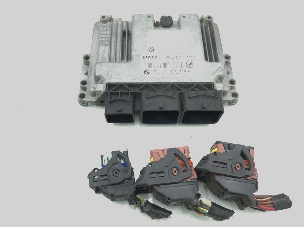 Блок управления двигателем бу для Mini Cooper R56 1.6 i, 2006 г.