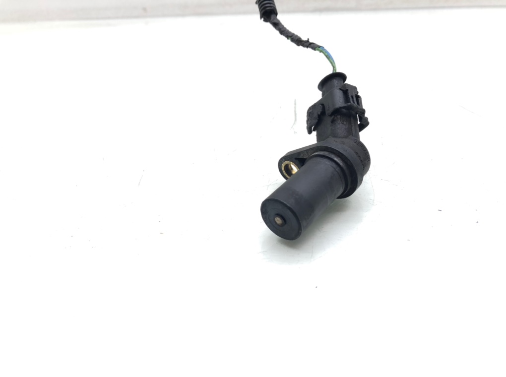 Датчик коленвала бу для Opel Corsa D 1.2 i,  2009 г.