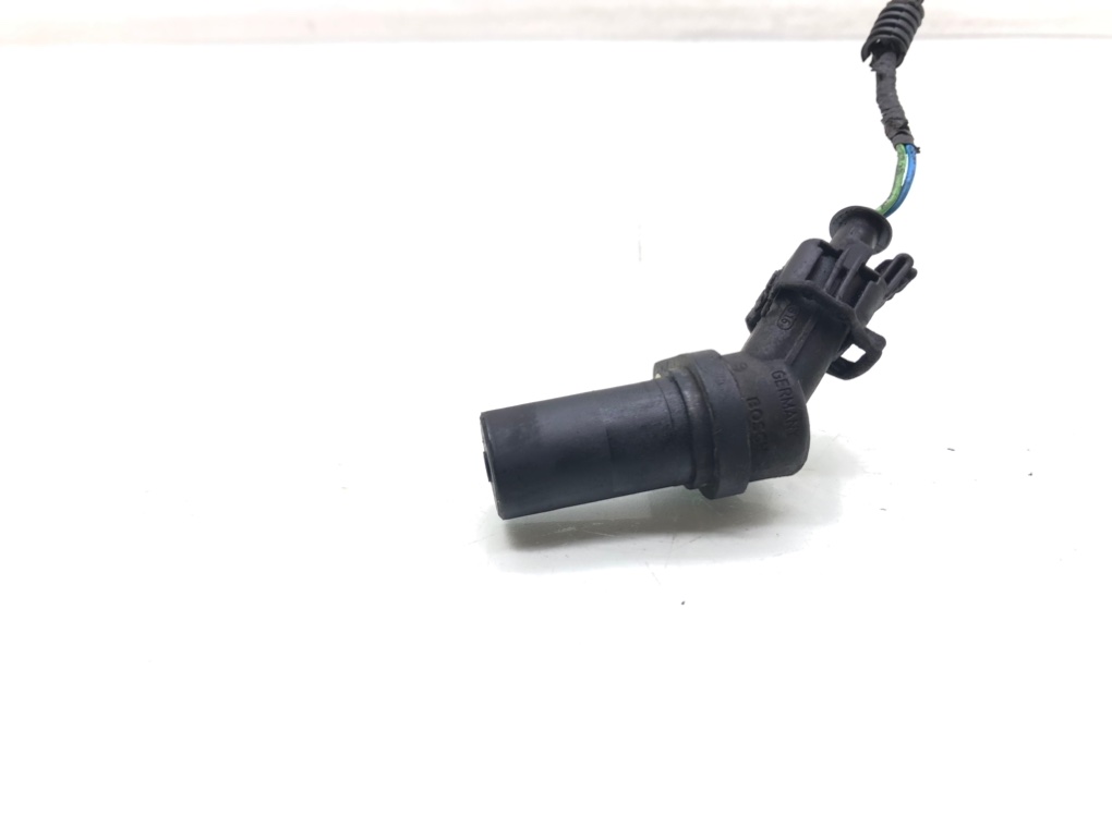 Датчик коленвала бу для Opel Corsa D 1.2 i,  2009 г.