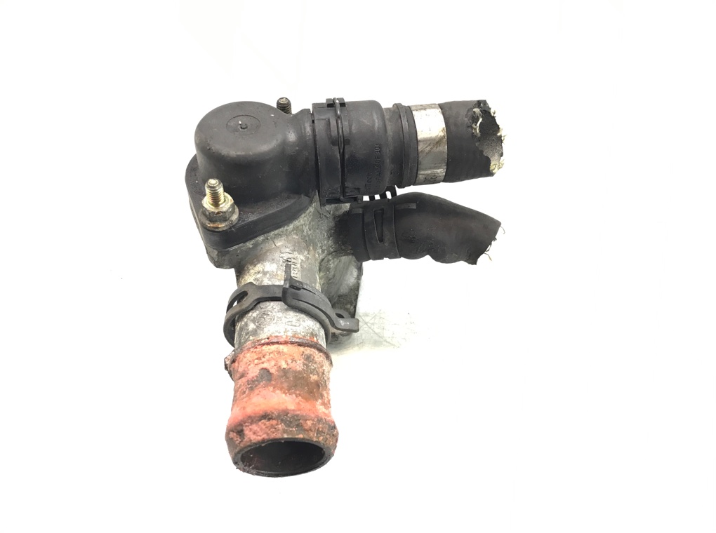 Фланец (тройник) системы охлаждения бу для Audi A6 C5 1.9 TDi,  2005 г.