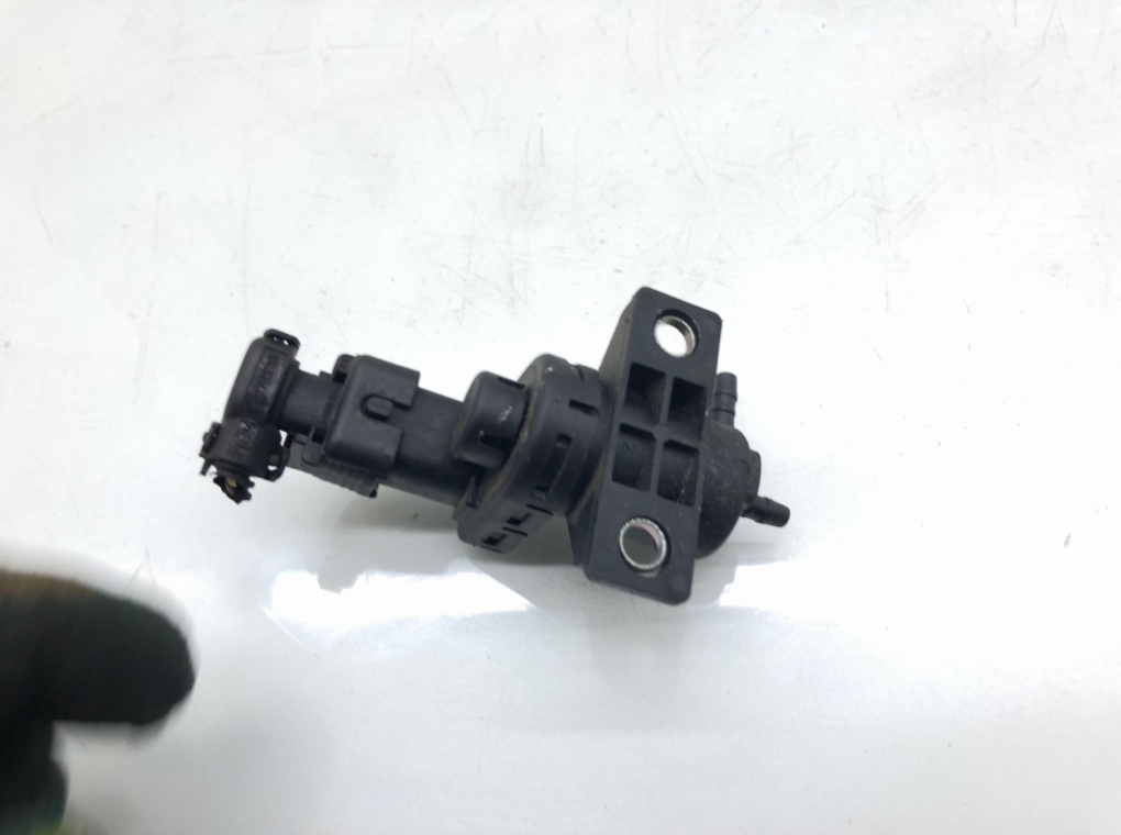 Клапан электромагнитный бу для Opel Astra J 1.6 CDTi,  2015 г.