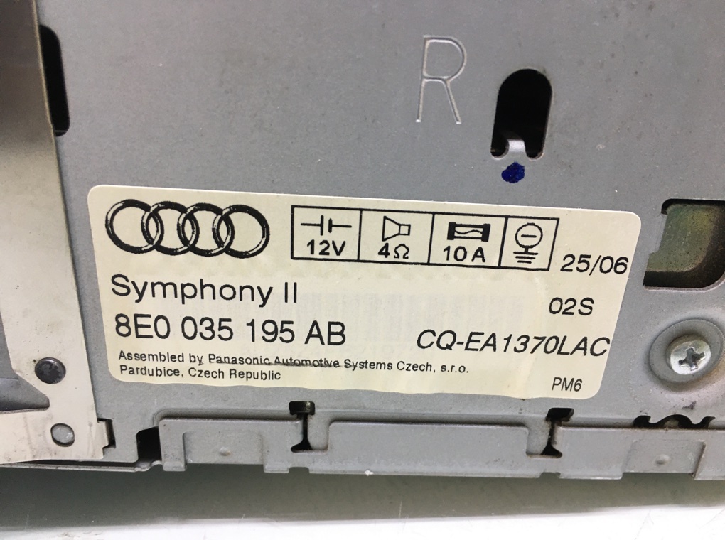 Магнитола бу для Audi A4 B7 2.0 TFSI,  2006 г.