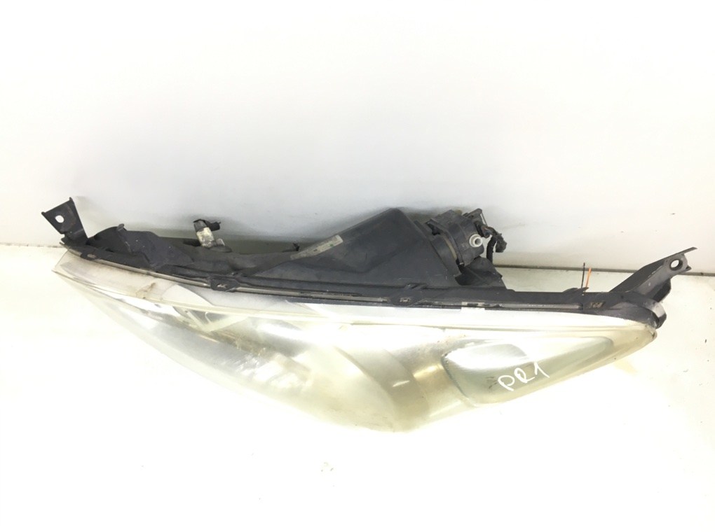 Фара левая бу для Nissan Note E11 1.5 DCi,  2010 г.