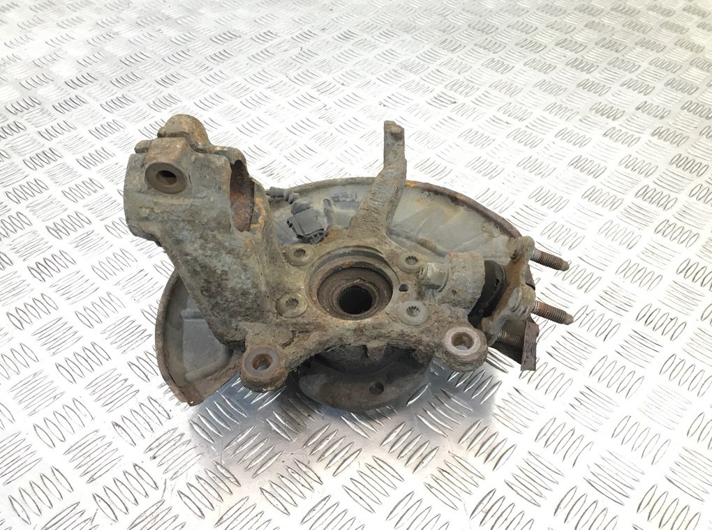 Ступица передняя правая бу для Skoda Octavia RS 2.0 TSI, 2010 г.