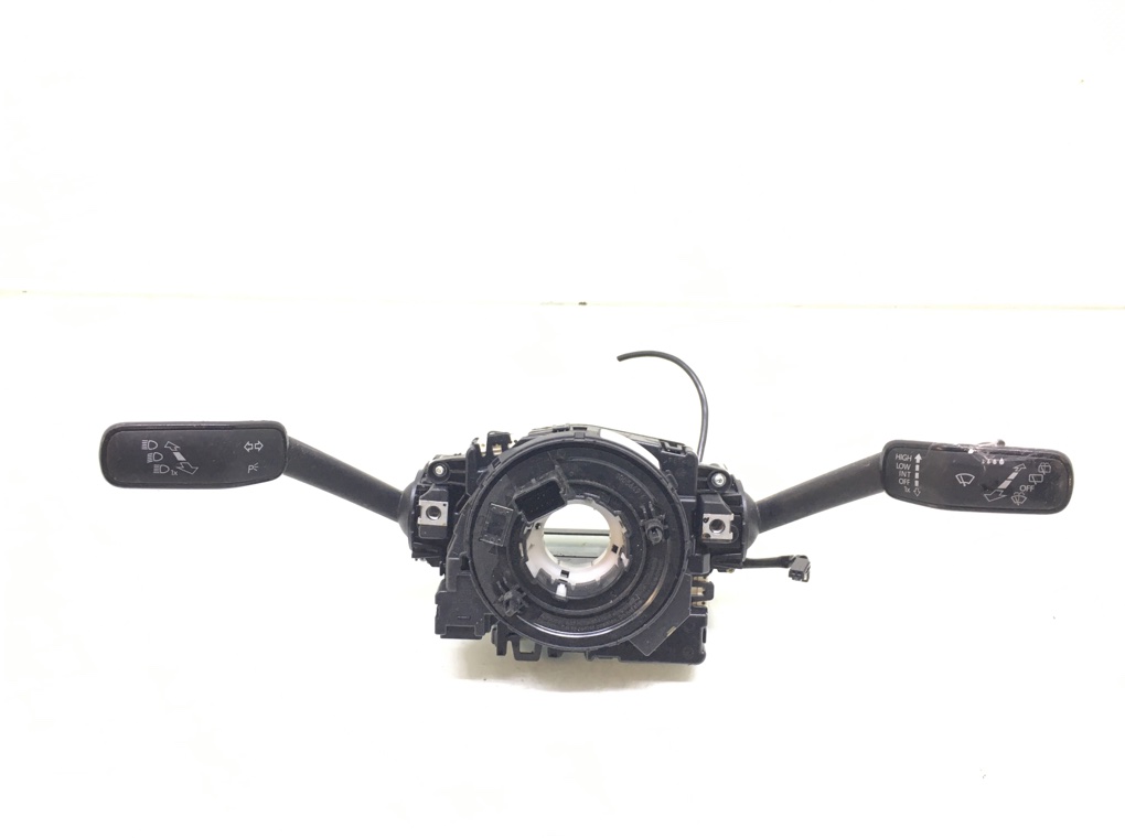 Переключатель подрулевой (стрекоза) бу для Volkswagen Golf 7 1.5 TSI, 2019 г.