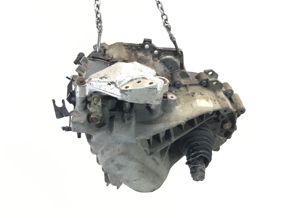 КПП механическая (МКПП) бу для Volvo V40  1.9 TD,  2001 г. 1023678