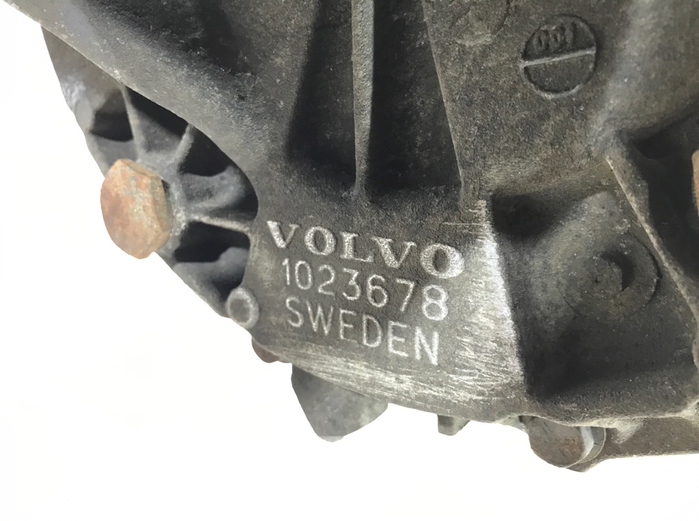 КПП механическая (МКПП) бу для Volvo V40  1.9 TD,  2001 г. 1023678