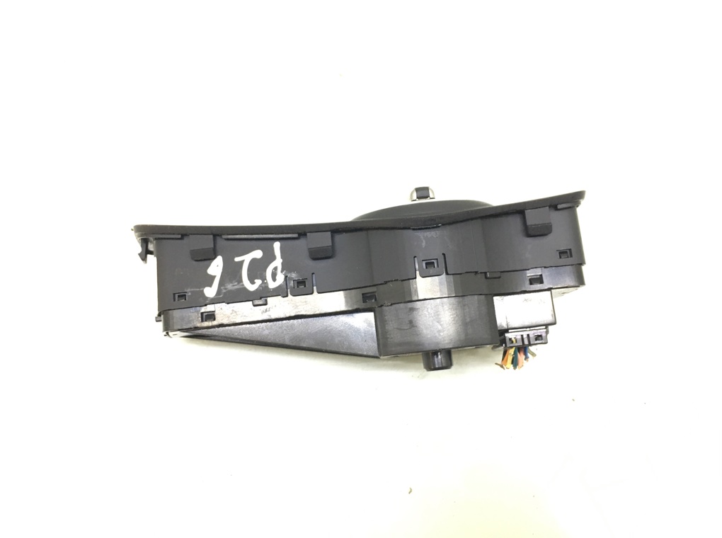 Переключатель света бу для Hyundai i40  1.7 CRDi,  2013 г.