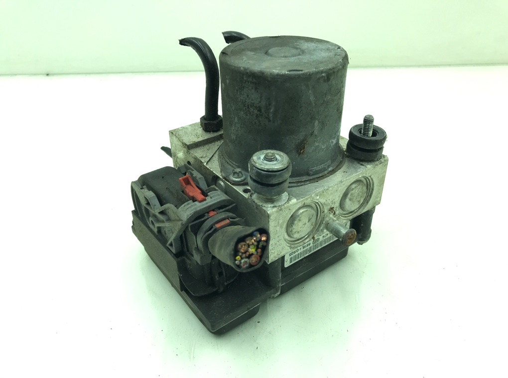 Блок ABS бу для Audi A4 B7 2.0 TDi,  2006 г.