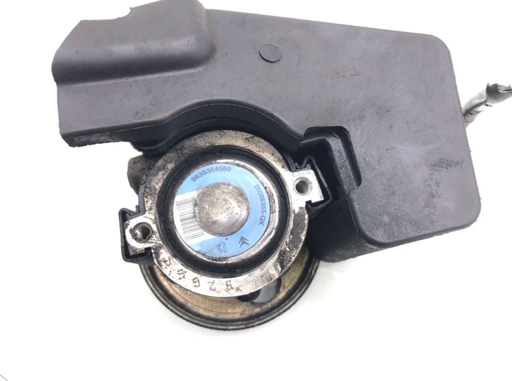 Насос гидроусилителя руля бу для Peugeot 206  1.4 HDi,  2006 г.