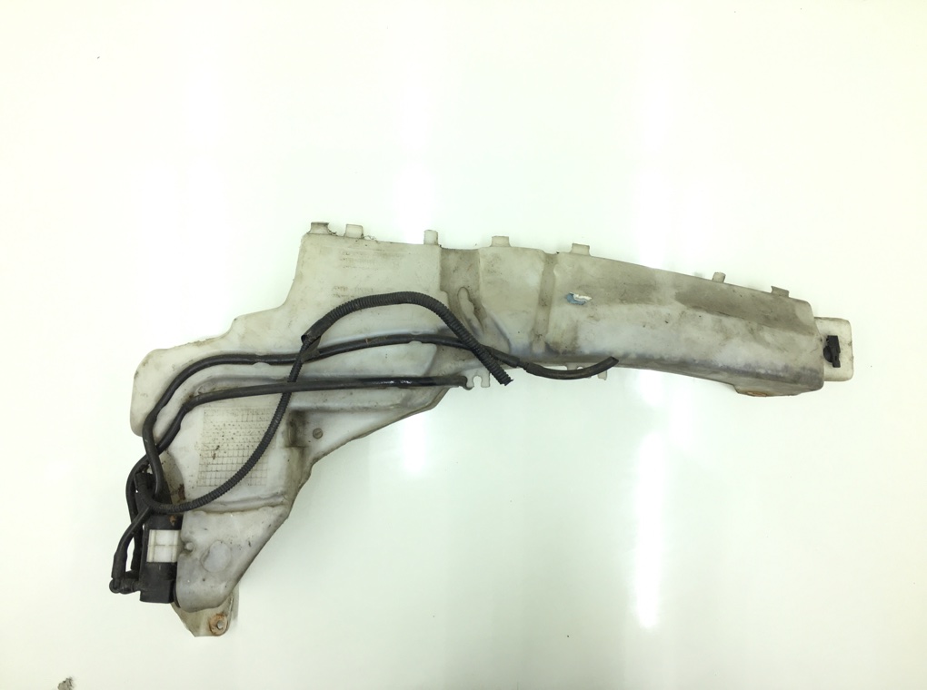 Бачок омывателя бу для Ford Focus 2 1.6 TDCi, 2008 г. Бачок омывателя бу для Ford Focus 2 1.6 TDCi, 2008 г.