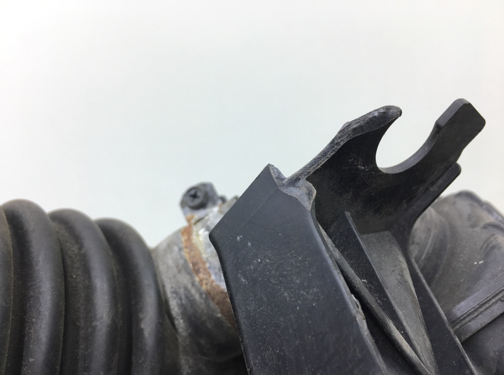 Корпус воздушного фильтра бу для Mazda 3  BK 2.0 i,  2008 г.