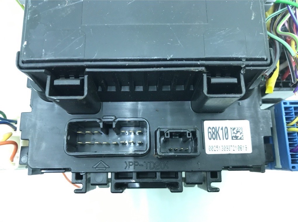 Блок предохранителей бу для Suzuki Alto  1.0 i,  2010 г.