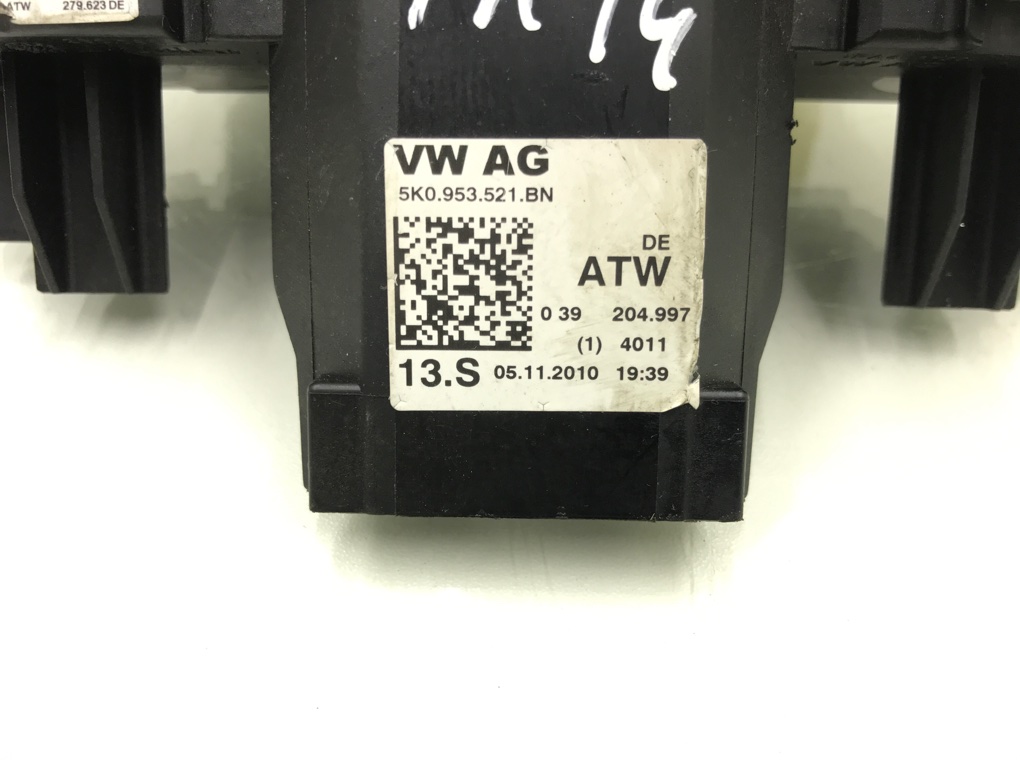 Переключатель подрулевой (стрекоза) бу для Skoda Superb  2.0 TDi,  2010 г.