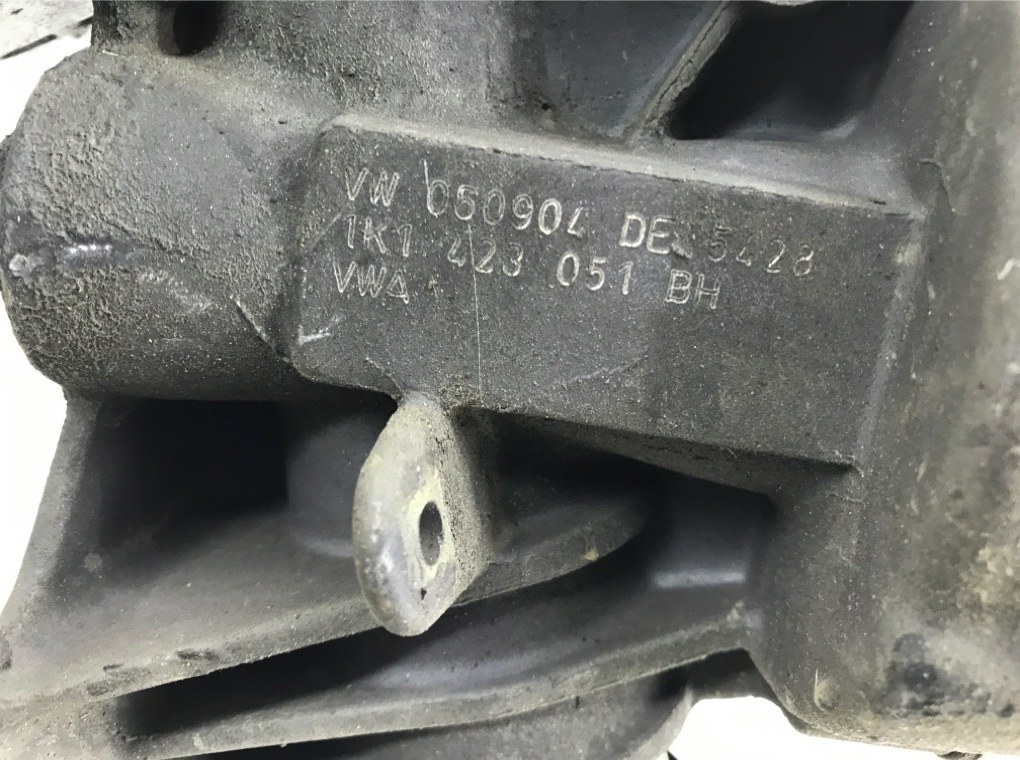 Рулевая рейка бу для Volkswagen Touran  2.0 TDi,  2005 г.
