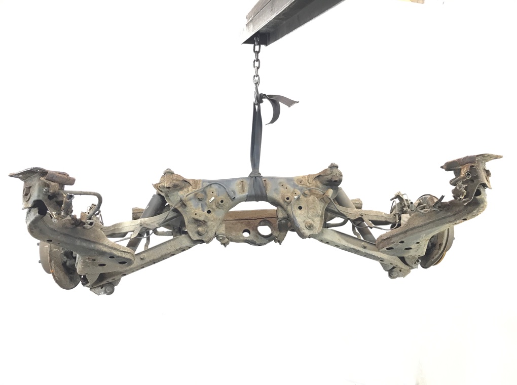 Балка подвески задняя бу для Nissan Qashqai  1.6 DCi,  2012 г.