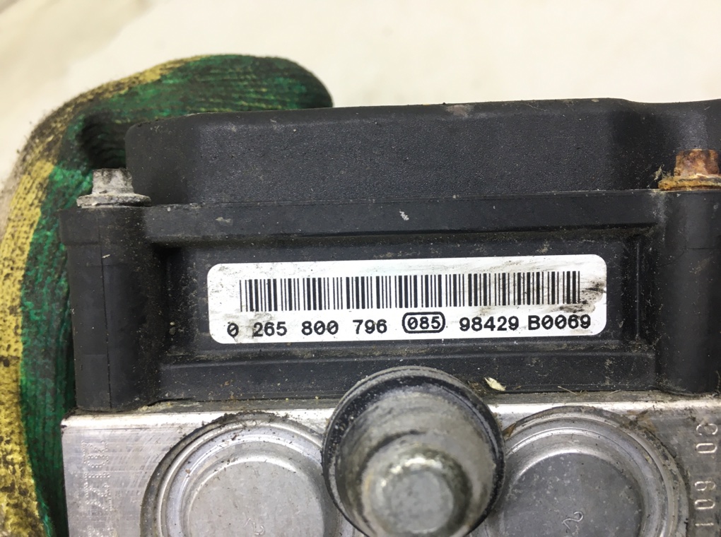 Блок ABS бу для Opel Corsa D 1.2 i,  2009 г.