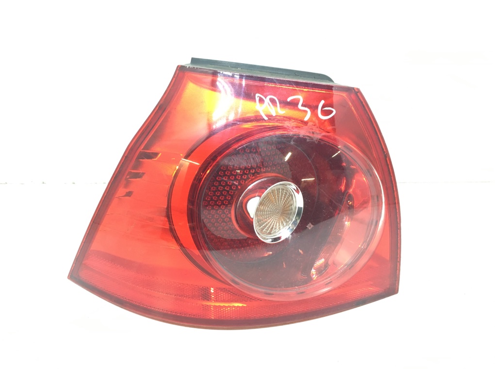 Фонарь задний левый бу для Volkswagen Golf 5 1.6 FSI, 2005 г.