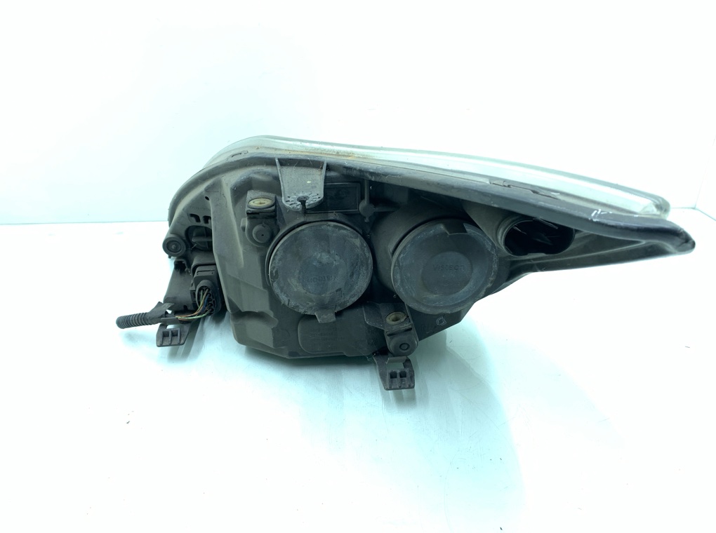 Фара правая бу для Ford Focus 2 1.6 i,  2009 г.