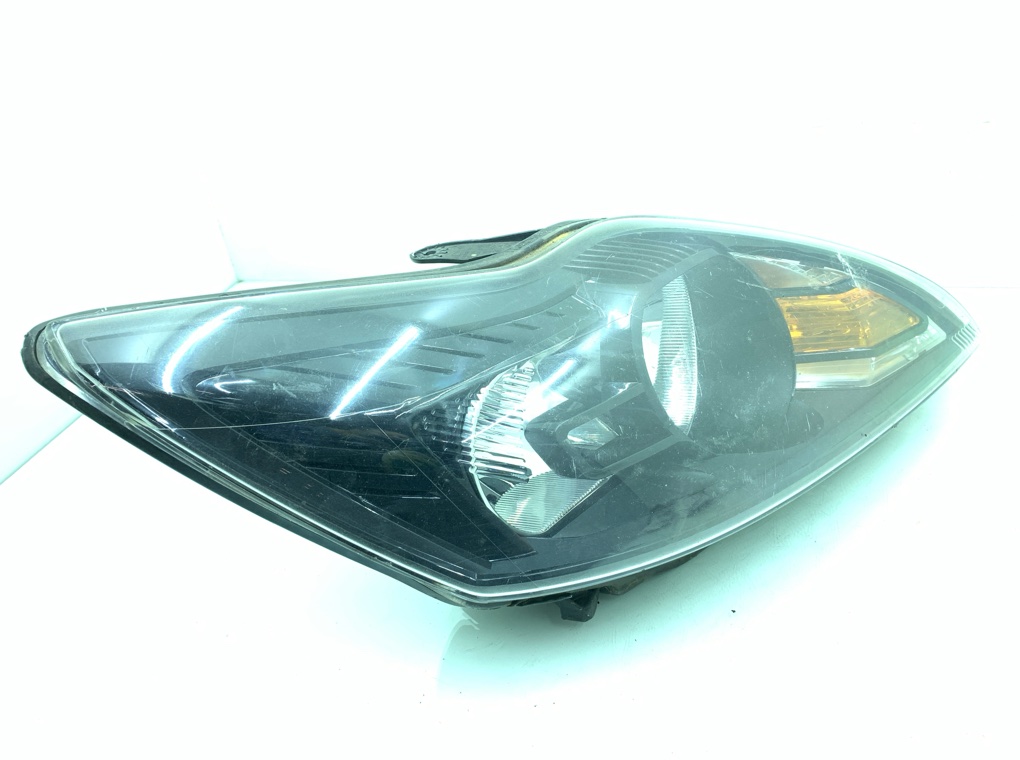 Фара правая бу для Ford Focus 2 1.6 i,  2009 г.