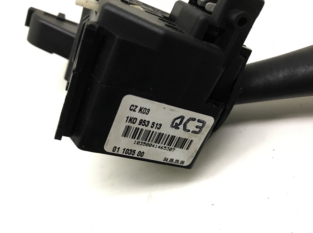 Переключатель подрулевой (стрекоза) бу для Volkswagen Golf 5 2.0 TDi,  2004 г.