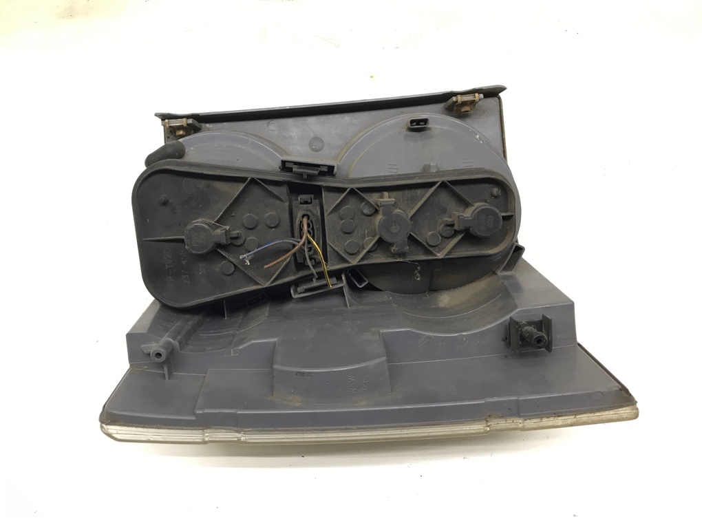 Фонарь задний правый бу для Land Rover Range Rover 3 3.0 TD,  2003 г.