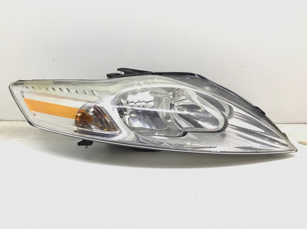 Фара правая бу для Ford Mondeo 4 1.8 TDCi, 2009 г.